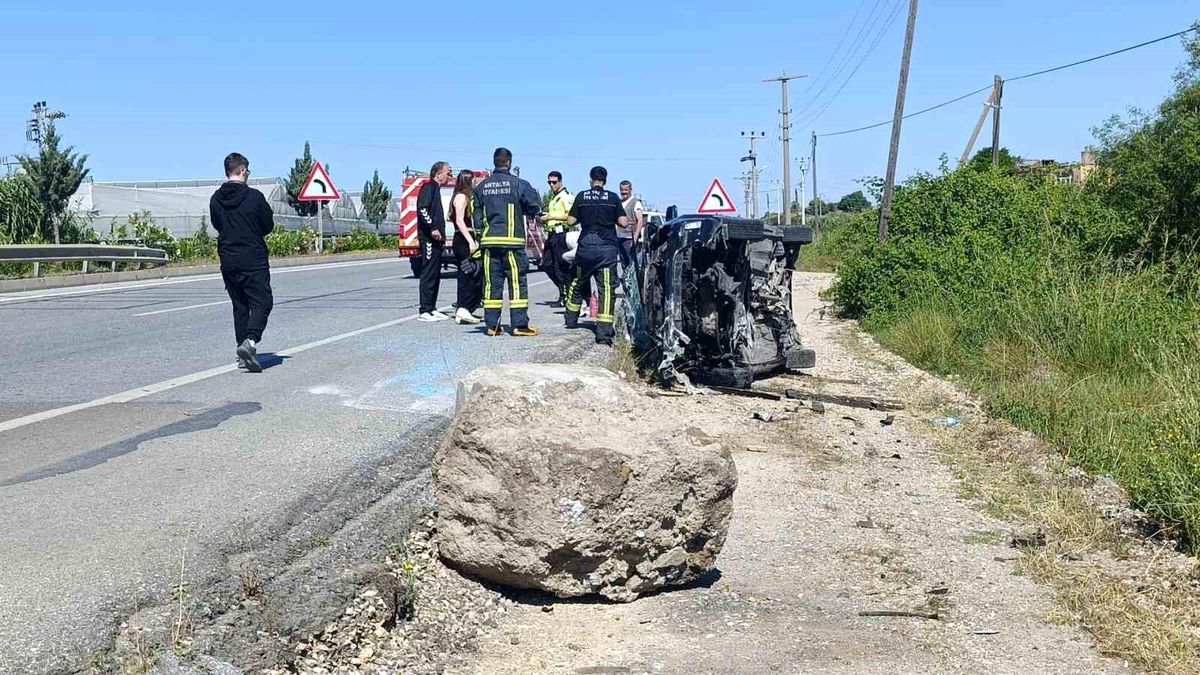 Futbolcu Furkan Perker bayram tatili yolunda ailesiyle kaza geçirdi: 5 yaralı