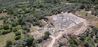 'Gladyatörler şehri' Stratonikeia, bayram tatilinde de ziyaretçilerini tarihi yolculuğa çıkarıyor