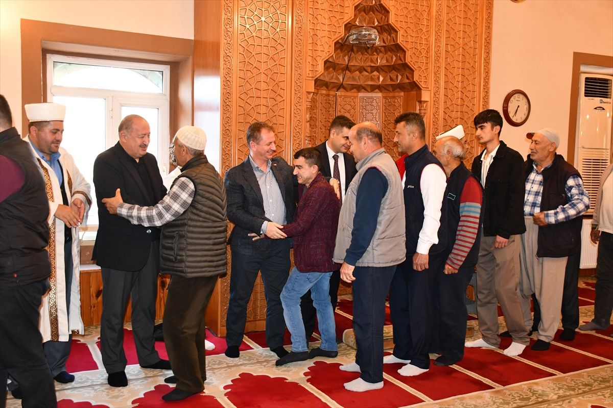 Mersin'de bayramlaşma programları