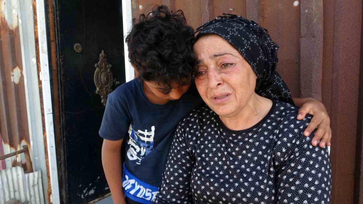 Heyelanda bir çocuğu ölen, diğer evladı 6 gündür yaşam mücadelesi veren gözü yaşlı anne: 'Bayram sevincimiz vardı, gitti'