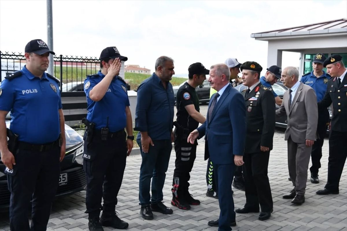 Keşan'da emniyet ve jandarmada bayramlaşma töreni düzenlendi