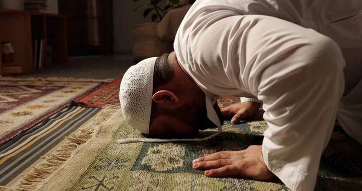 Kurban kestikten sonra hangi namaz kılınır? Kurban şükür namazı nasıl kılınır, kaç rekat? Kurban namazı ne zaman kılır, zorunlu mudur?