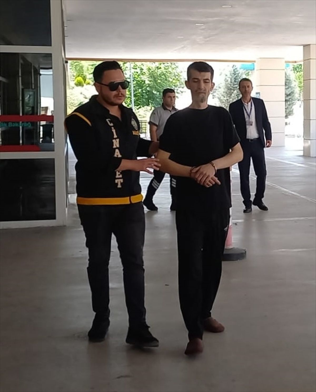 Manisa'da bıçakla yaralanan kişi hastanede öldü