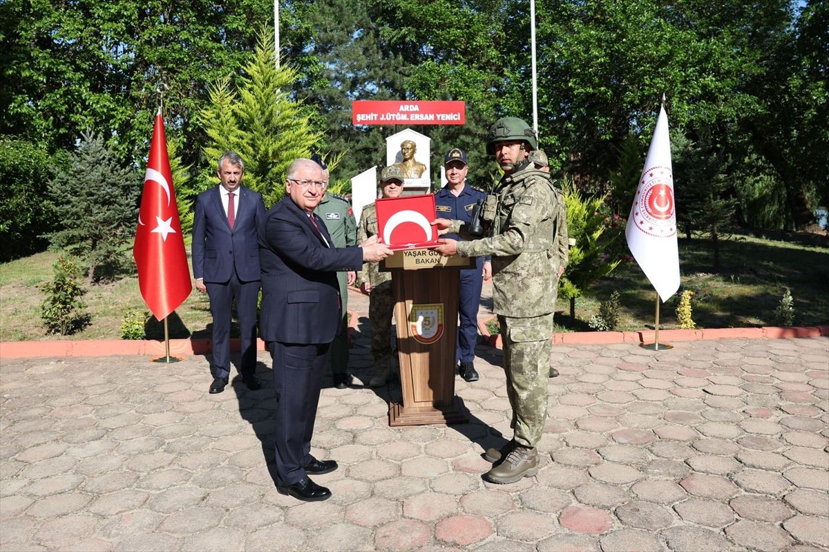 Bakan Güler'den Hudut Kartallarına Bayram Ziyareti
