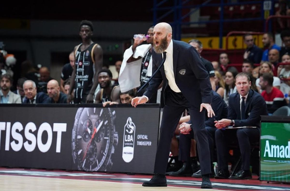 TOFAŞ'ın başantrenörü Massimo Cancellieri oldu