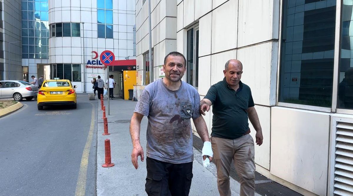 Üstü kan içinde kalan acemi kasap: 'Sadece bıçak kaydı, ciddi bir şey yok'