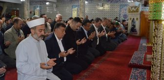 Vali Tavlı ve Büyükşehir Belediye Başkanı Doğan, selden etkilenen Havza'da vatandaşlarla bayramlaştı