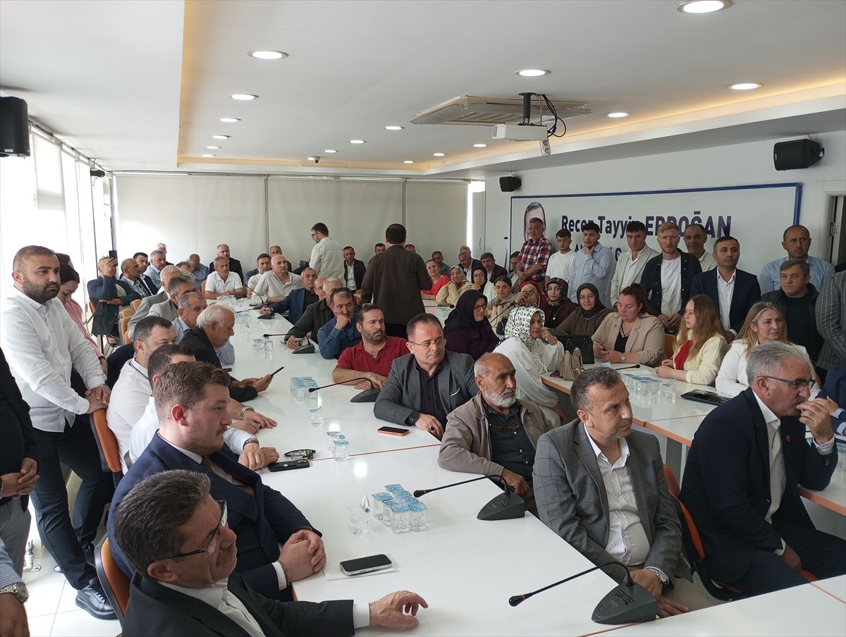 AK Parti Çarşamba İlçe Başkanlığında bayramlaşma programı düzenlendi