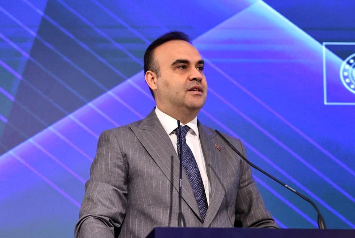 Bakan Kacır: 'Milli hava-hava füzelerimiz harp başlıklı atış testlerini başarıyla tamamlayarak doğrulama sürecini geride bıraktı'