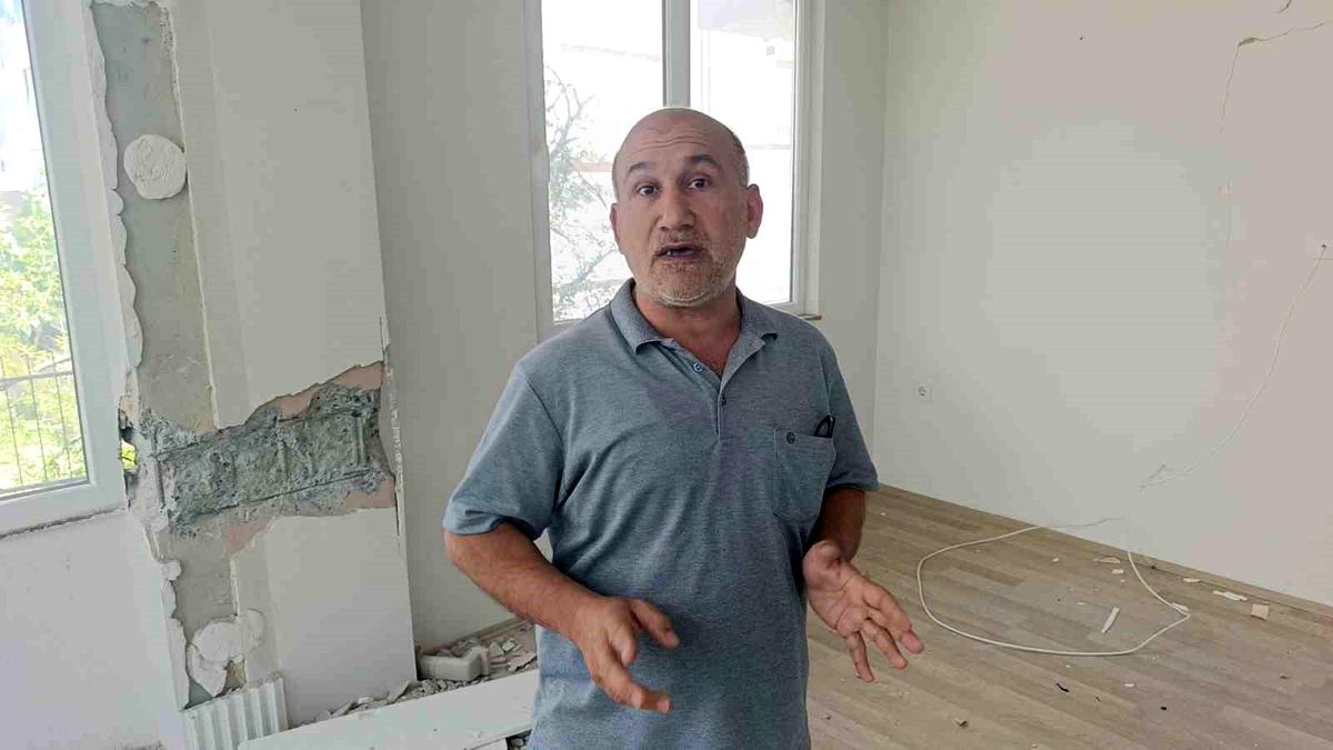 Çatlaklardan ışık görülen apartmanda korku dolu yaşam