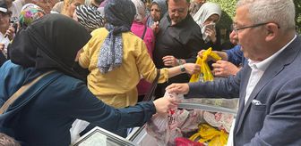 Eyüpsultan'da muhtarlık koordinesinde ihtiyaç sahibi ailelere kurban eti dağıtıldı