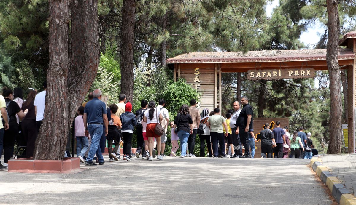 Gaziantep Doğal Yaşam Parkı'na bayram tatilinde ziyaretçi akını: 100 bin hedefi