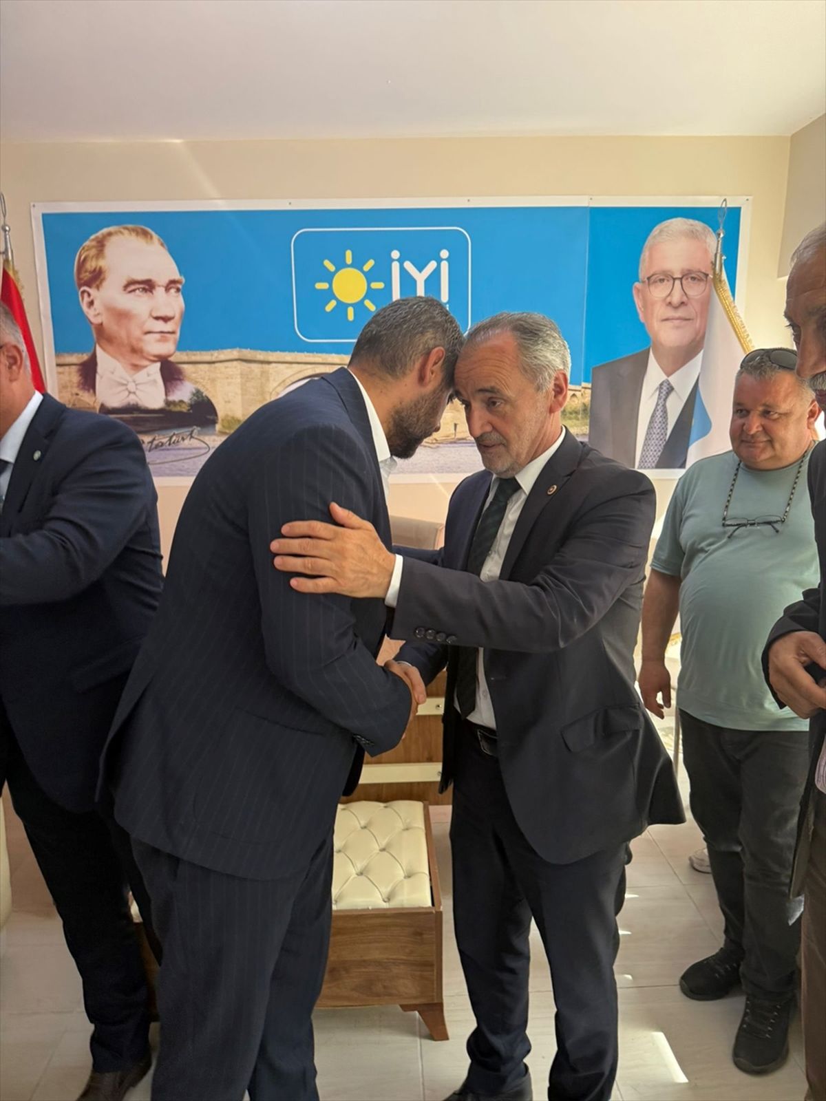 İYİ Parti Uzunköprü İlçe Başkanlığında bayramlaşma programı düzenlendi