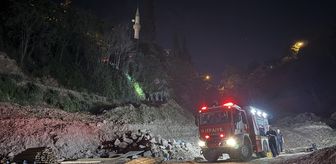 İzmit'te bıçaklı kavga: 2 yaralı, şüpheli gözaltında