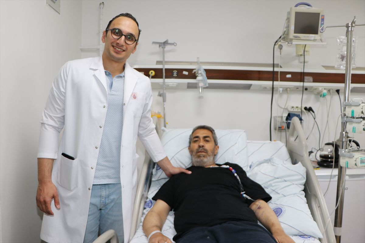 Kurban Bayramı'nda en büyük hediyesi, 38 yıllık eşinin böbreği oldu
