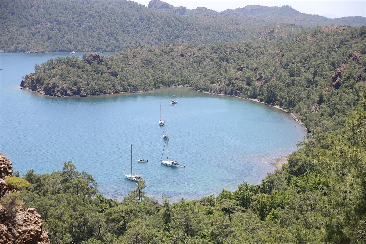 Muğla sahillerinde bayram tatili hareketliliği yaşanıyor