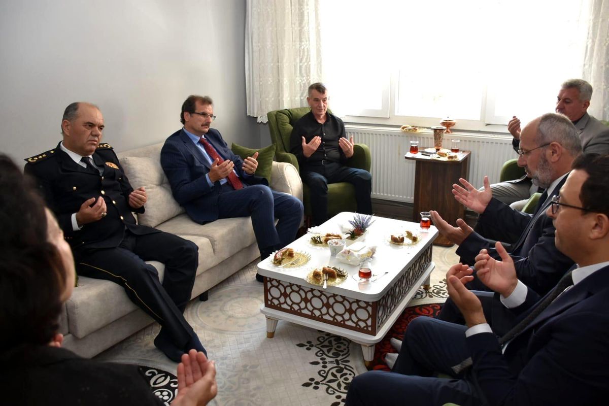 Kaymakam Güldoğan bayram ziyaretlerinde bulundu