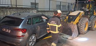 Siirt'te otomobil ile kepçenin çarpıştığı kazada 5 kişi yaralandı