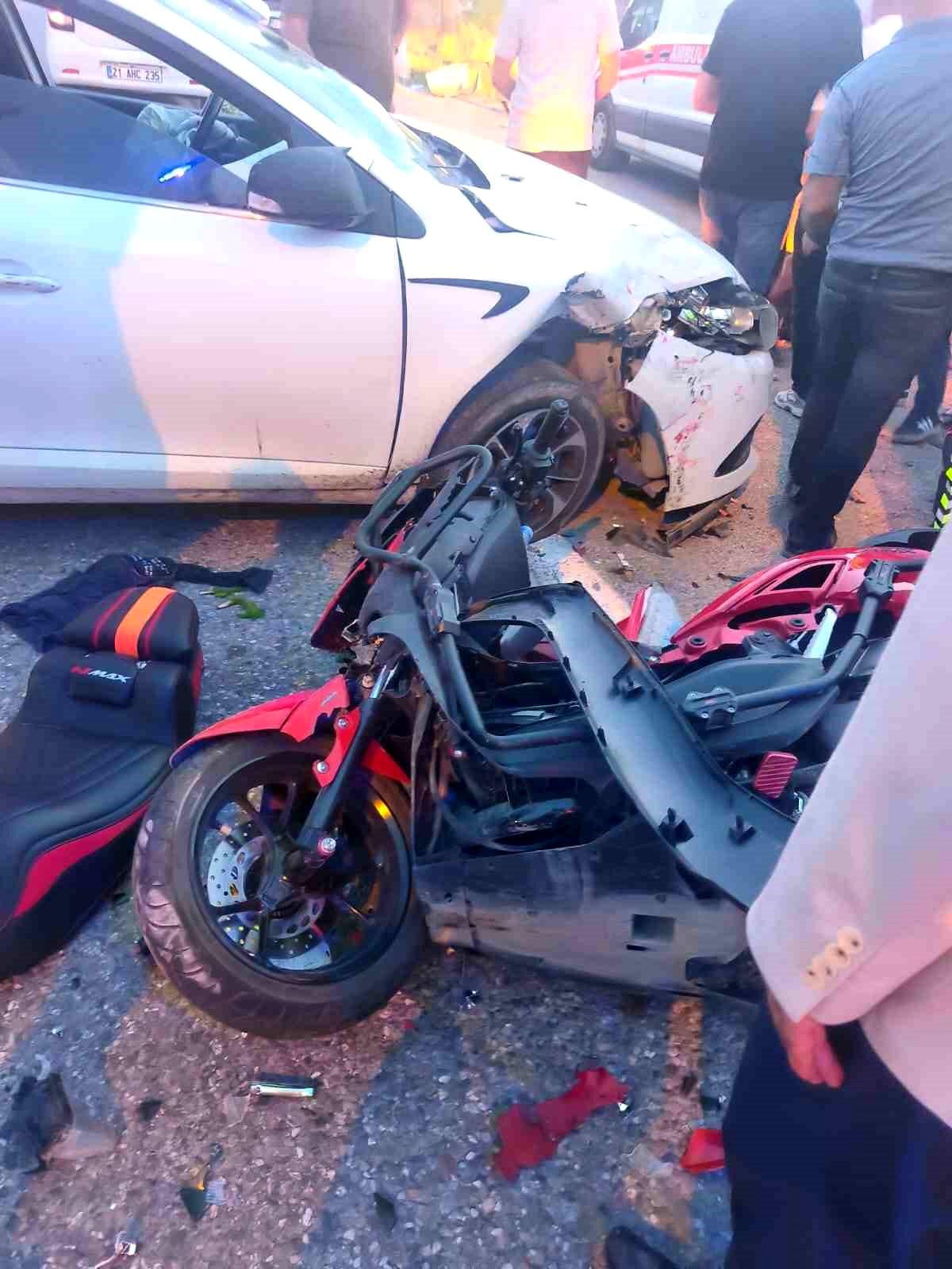 Siirt'te trafik kazası: 2 yaralı