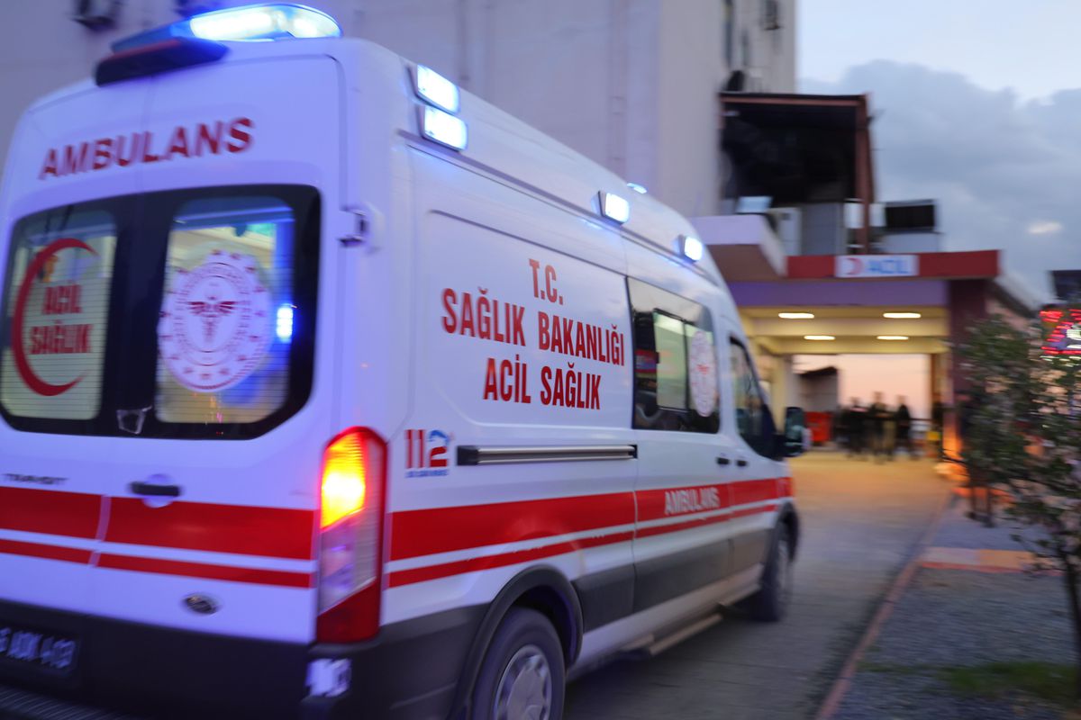 Şırnak'ta iki aile arasında taşlı, sopalı ve silahlı arazi kavgası: 7 yaralı, 11 gözaltı