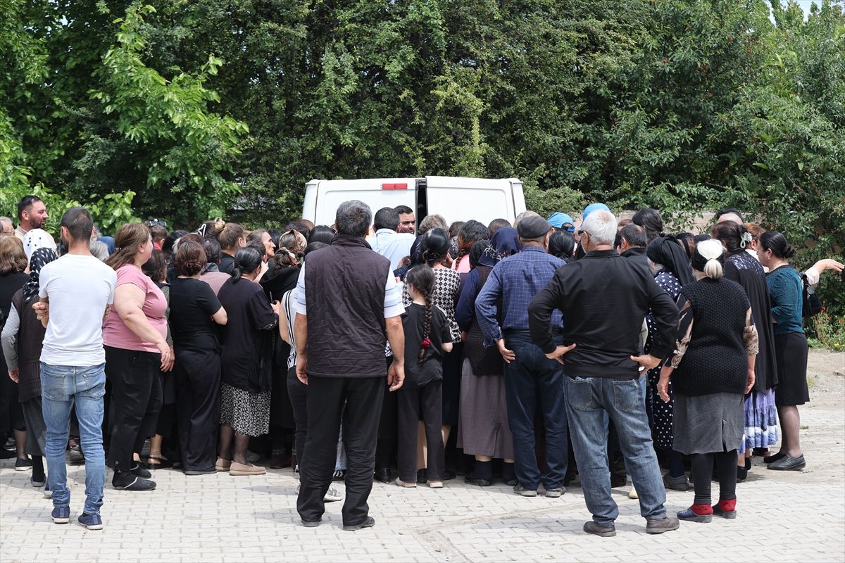 TDV, Gürcistan'ın Marneuli kentinde ihtiyaç sahiplerine kurban eti ulaştırdı
