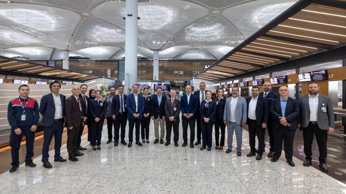 THY Yönetim Kurulu Başkanı Şeker, personelin ve yolcuların Kurban Bayramı'nı kutladı