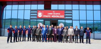 Vali Çakırtaş'tan bayramda görev yapan kurumların personeline ziyaret etti