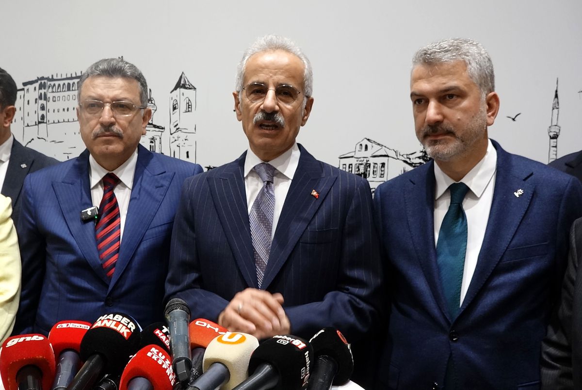 Bakan Uraloğlu: Bayramlar, birlik, beraberlik ve kardeşliği pekiştirir