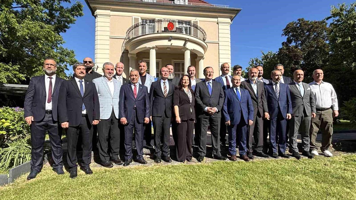 Berlin'de Türk toplumundan Kurban Bayramı buluşması