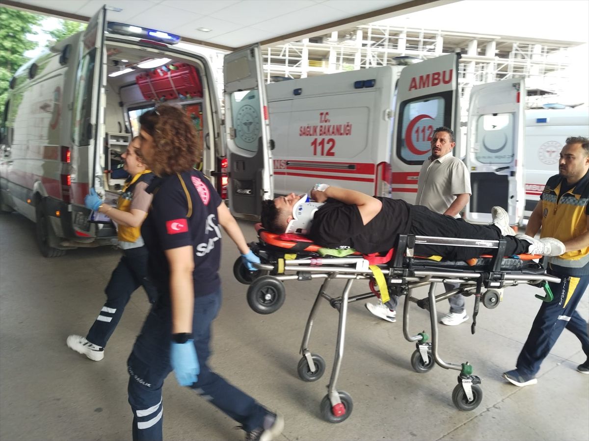 Bursa'da otomobil ile motosikletin çarpıştığı kazada 1 kişi yaralandı