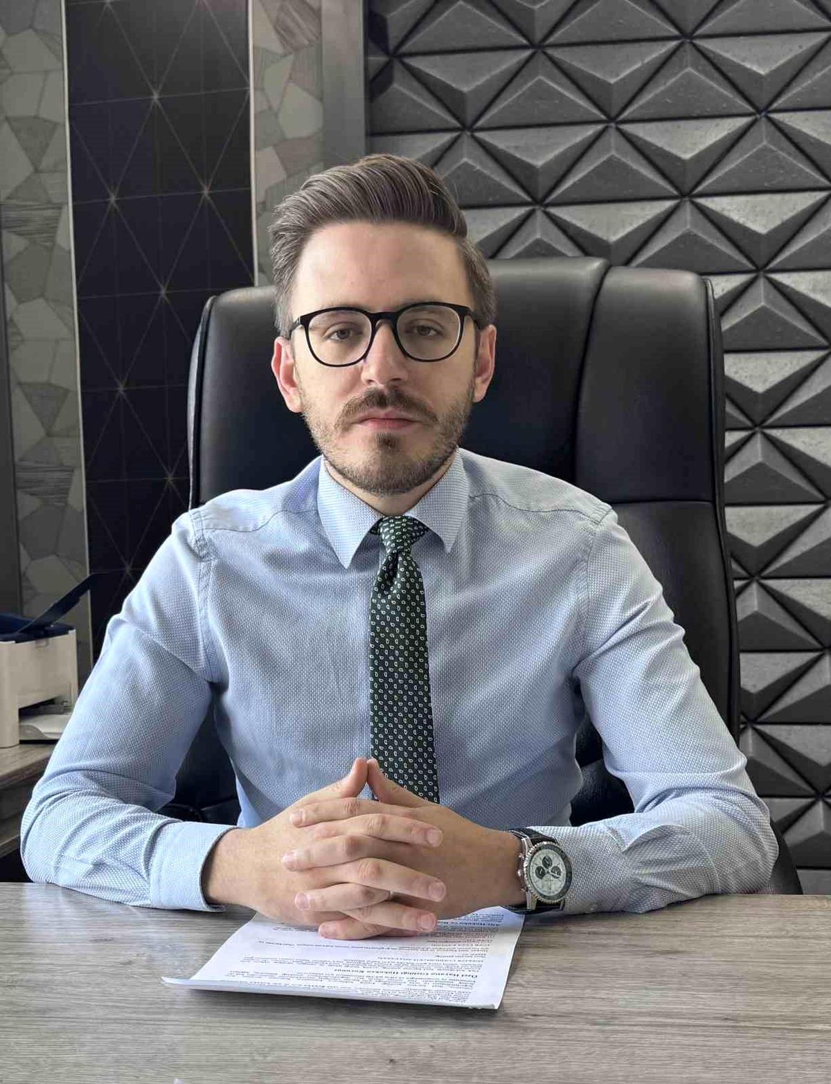 Evlilik mahremiyete engel değil
