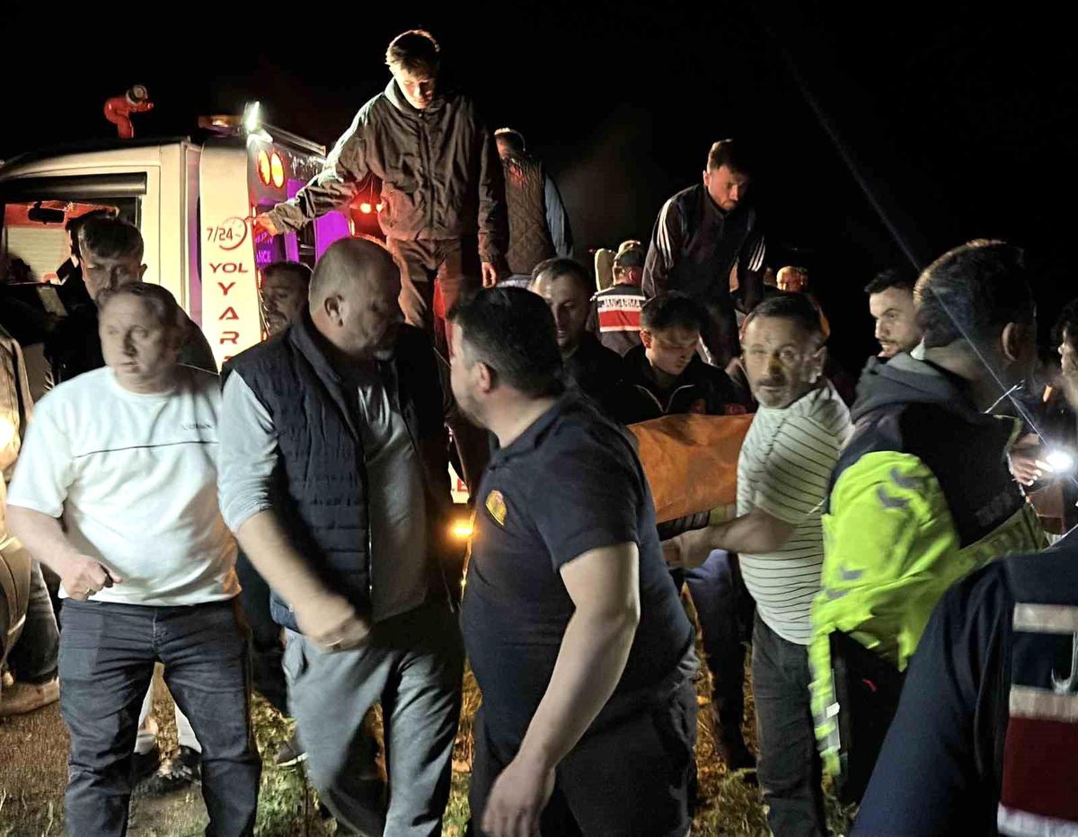 Kastamonu'da otomobil 150 metre yüksekten uçuruma yuvarlandı: 1 ölü, 3 yaralı