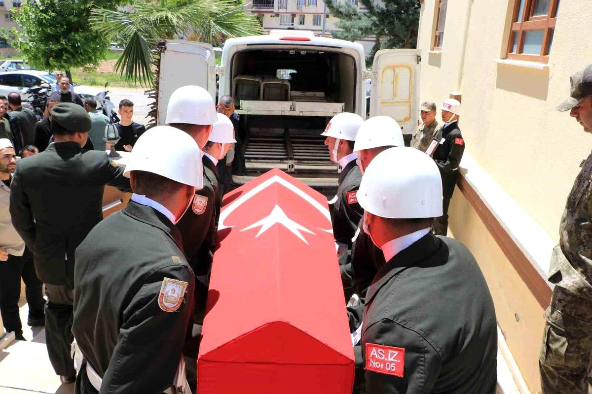 KIBRIS GAZİSİ İBRAHİM HALİL TÜFEKÇİ YAŞAR SON YOLCLUĞUNA UĞURLANDI