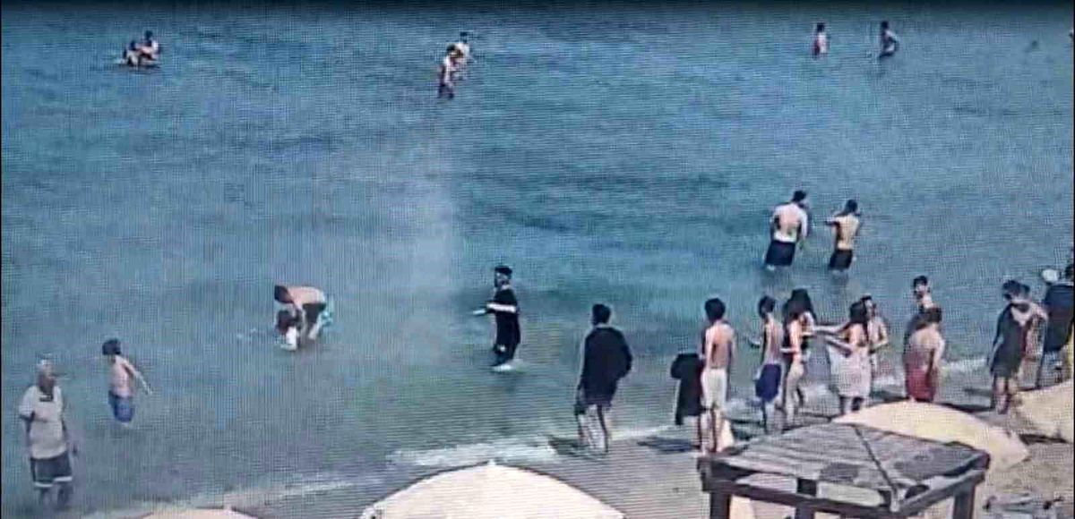 Kuşadası'nda denizde can pazarı: 70 yaşındaki turist ölümden döndü