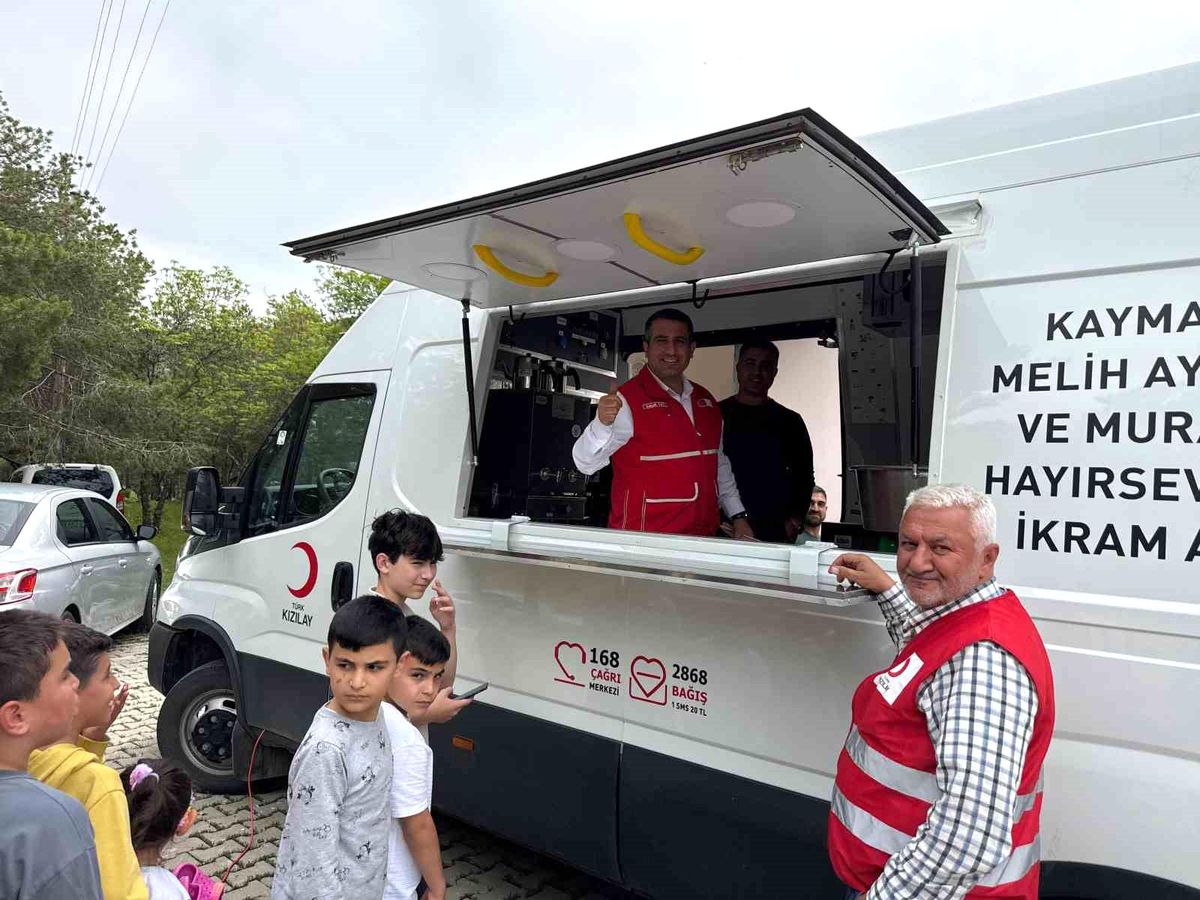 Muradiye'de çocuklar için bayram etkinliği düzenlendi