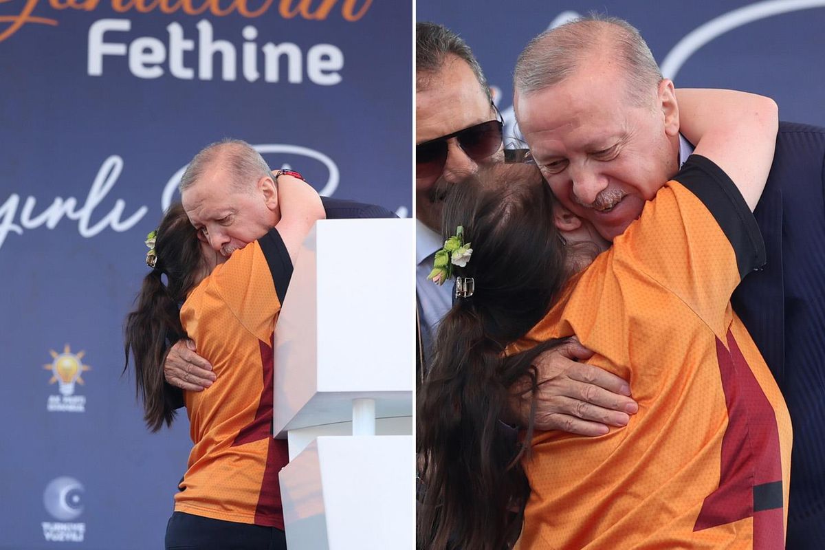 Sahneye fırlayan miniğin Erdoğan sevgisi yürekleri ısıttı