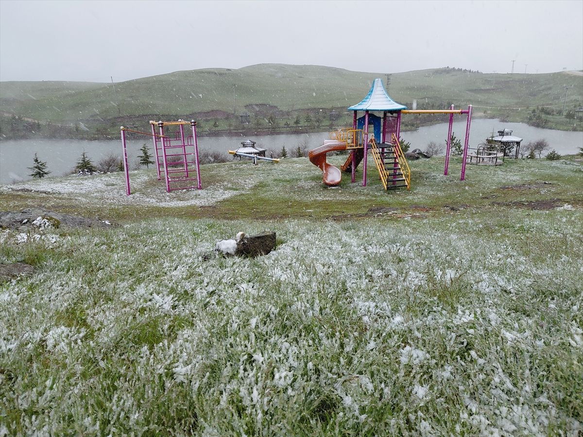 Başçiftlik'te Kar Yağışı Etkili Oldu