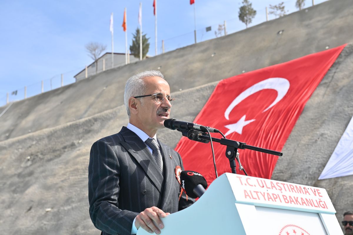 Ankara-Kırıkkale-Delice Otoyolu Projesi'nde Çalışmalar Hızla Devam Ediyor