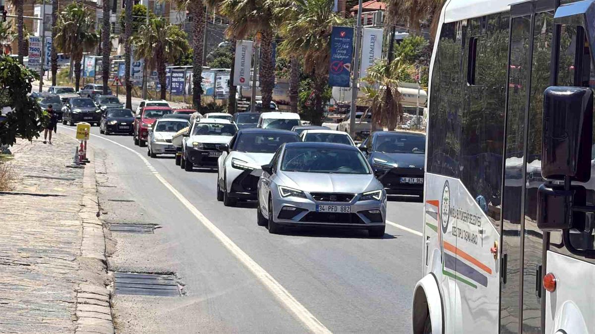 Bodrum'da tatilini bitirenler dönüşe geçti