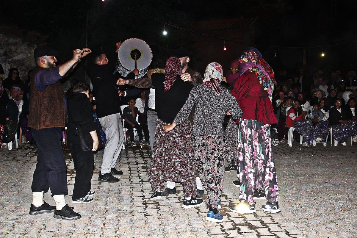 Çanakkale'de 82 yıllık bayram geleneği yaşatılıyor
