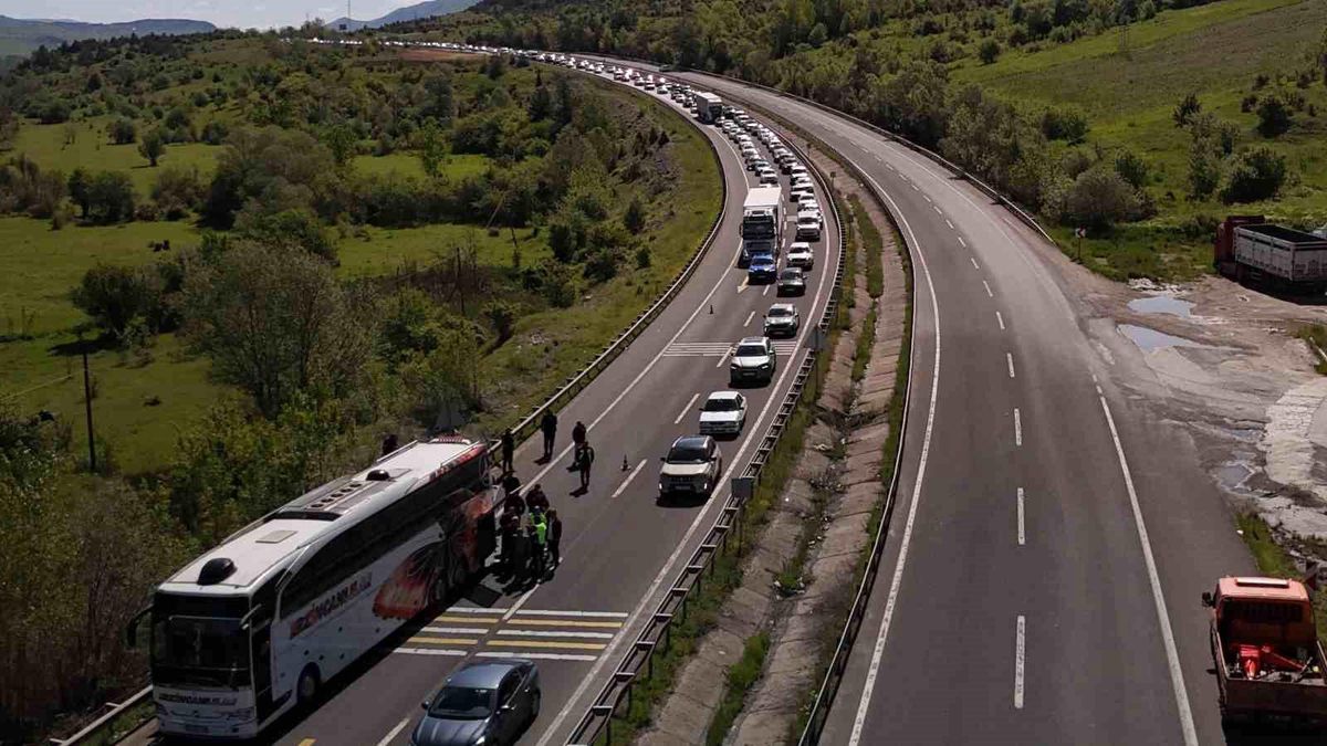 Kemikli Rampaları'nda bayram dönüşü yoğunluğu sürüyor