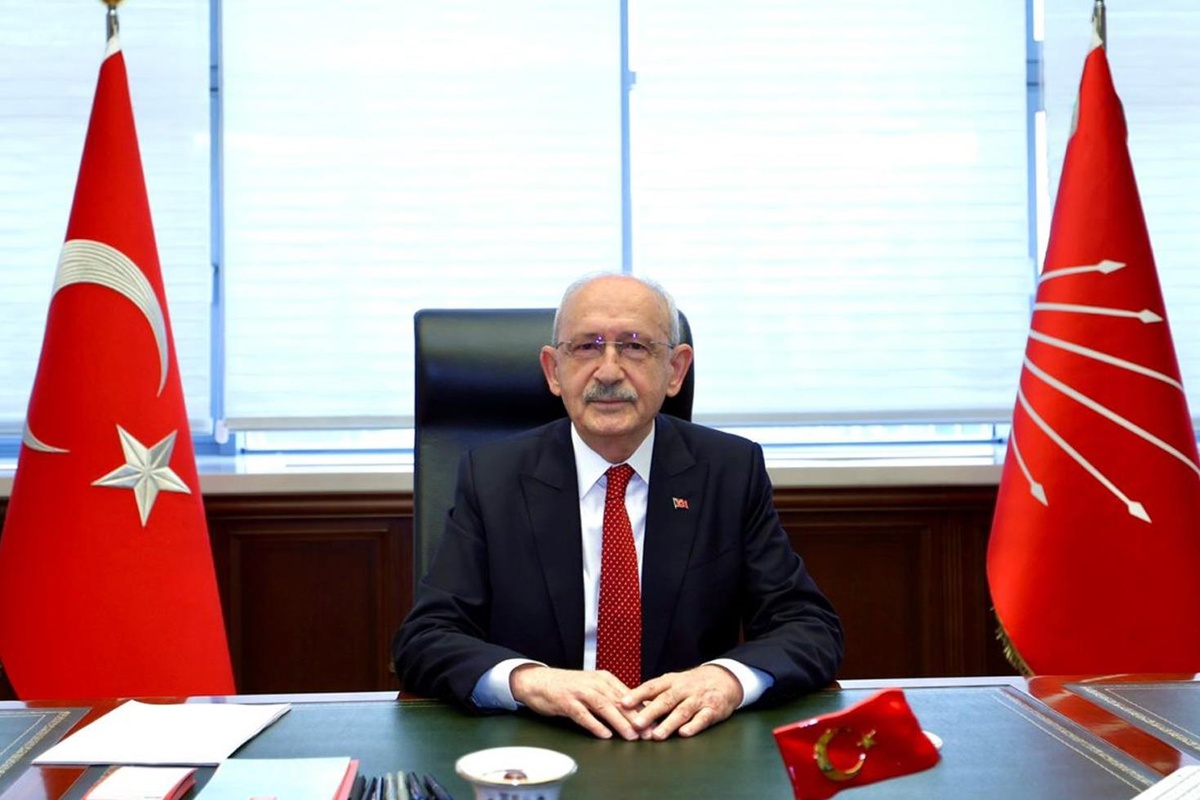 Kılıçdaroğlu 2,5 yıl sonra makam odasında! İlk fotoğraf geldi
