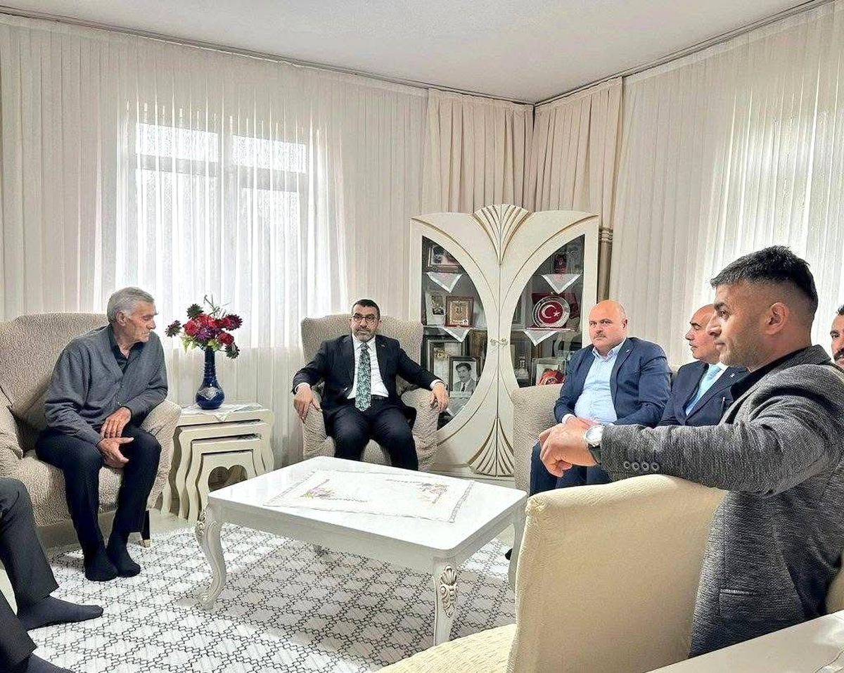 AK Partili Çalkın, Arpaçaylı Şehit Ailelerine Bayram Ziyareti