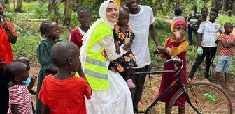 Mucizevi Eller gönüllüleri, Uganda'da kurban kesti, çocuklara yardım götürdü