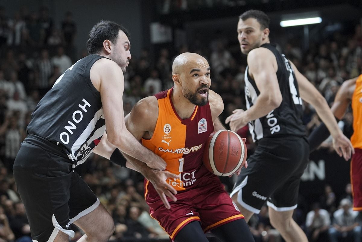 Türkiye Sigorta Basketbol Süper Ligi play-off çeyrek final