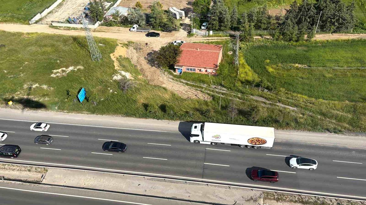 Ankara'da emniyetten bayram sonrası hava destekli trafik denetimi