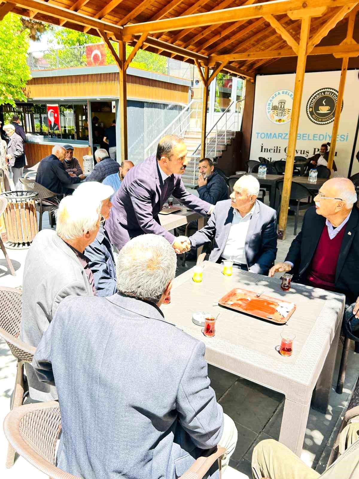 Avşar Aslan Tomarzalılarla bayramlaştı