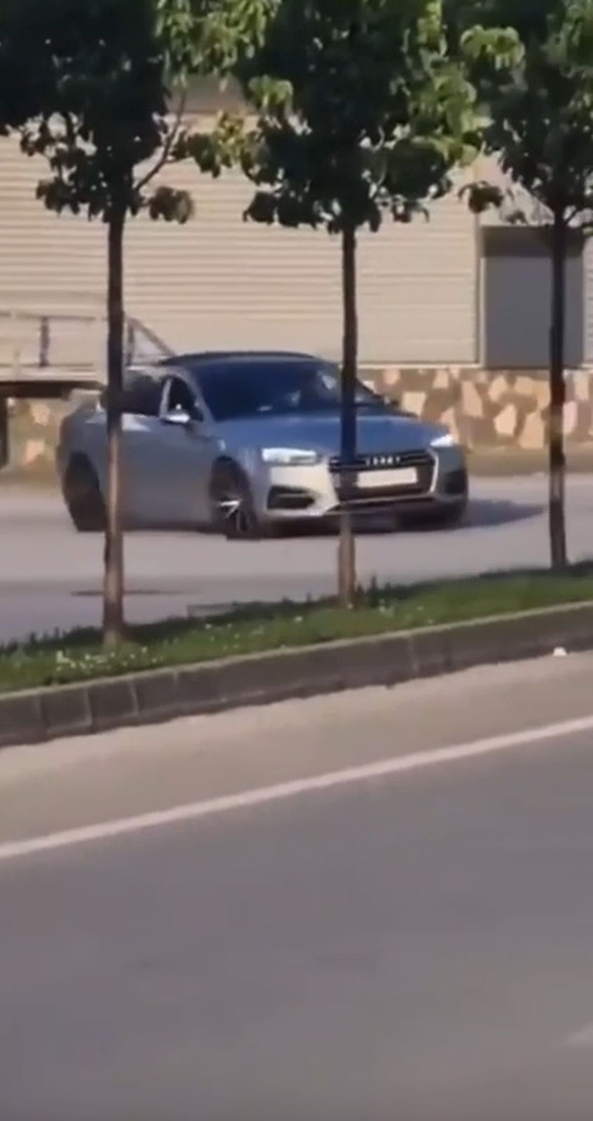 Bursa'da otomobiliyle drift atan sürücü kamerada
