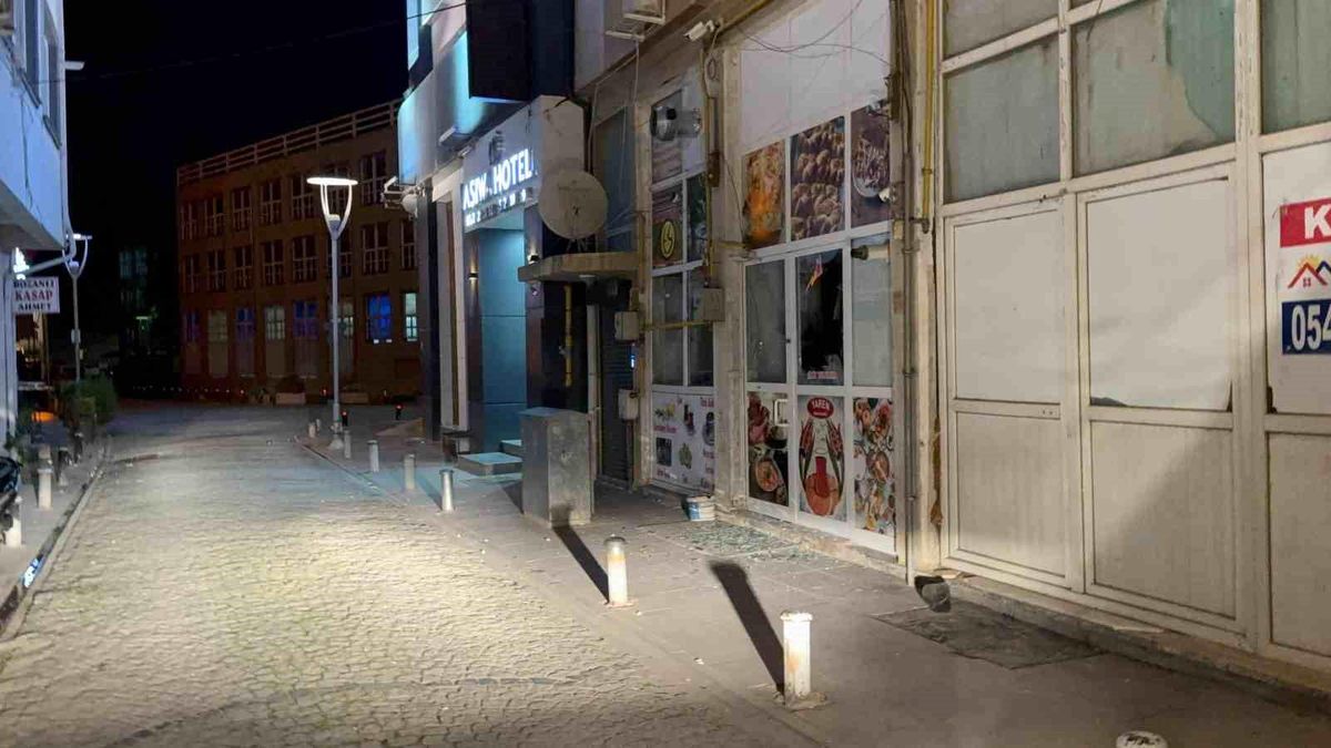 Eskişehir'de iki grup arasında kavga: 1'i ağır 3 yaralı