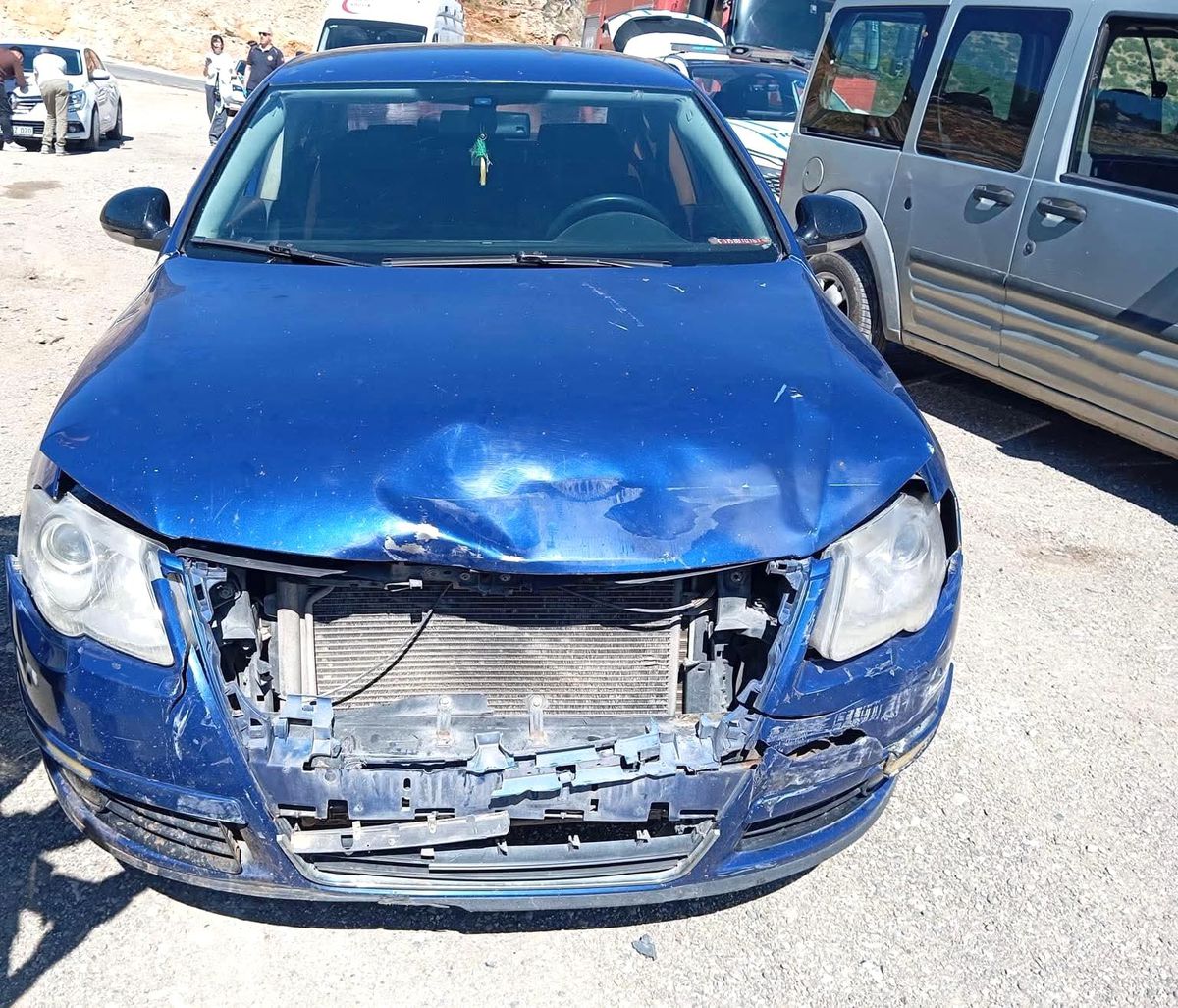 Hatay'da iki otomobilin karıştığı kazada 1 kişi yaralandı